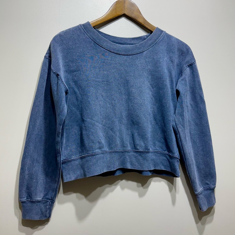 J.O & CO Cropped Crewneck Comfy Cozy Long Sleeve Sweater Crop Top Short Blue